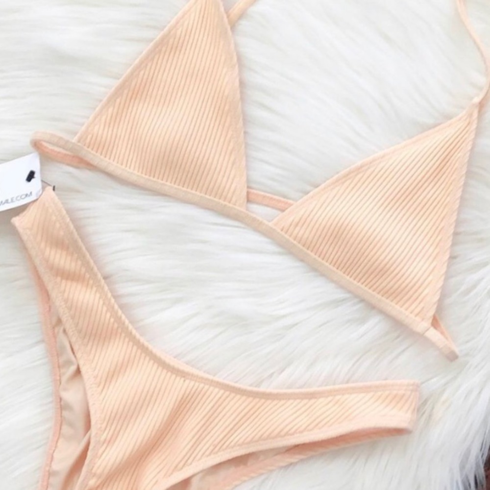 NWT Minimale animale bikini/ color sand/ medium